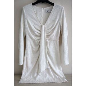 One33 Social Women's Sz 10 Ivory Sequined L/S V-Neck Cocktail Mini Dress $365